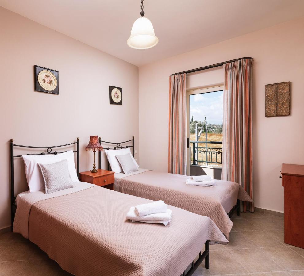 Villa Eleni Pitsidia Esterno foto